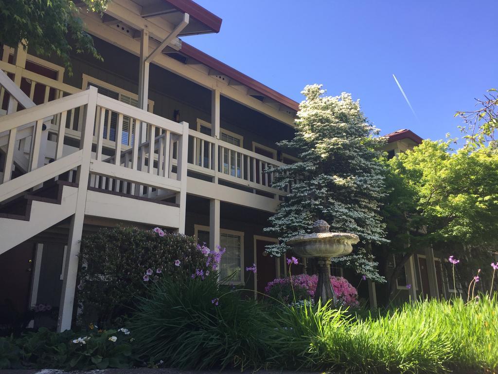 The Jack London Lodge Glen Ellen Exterior photo